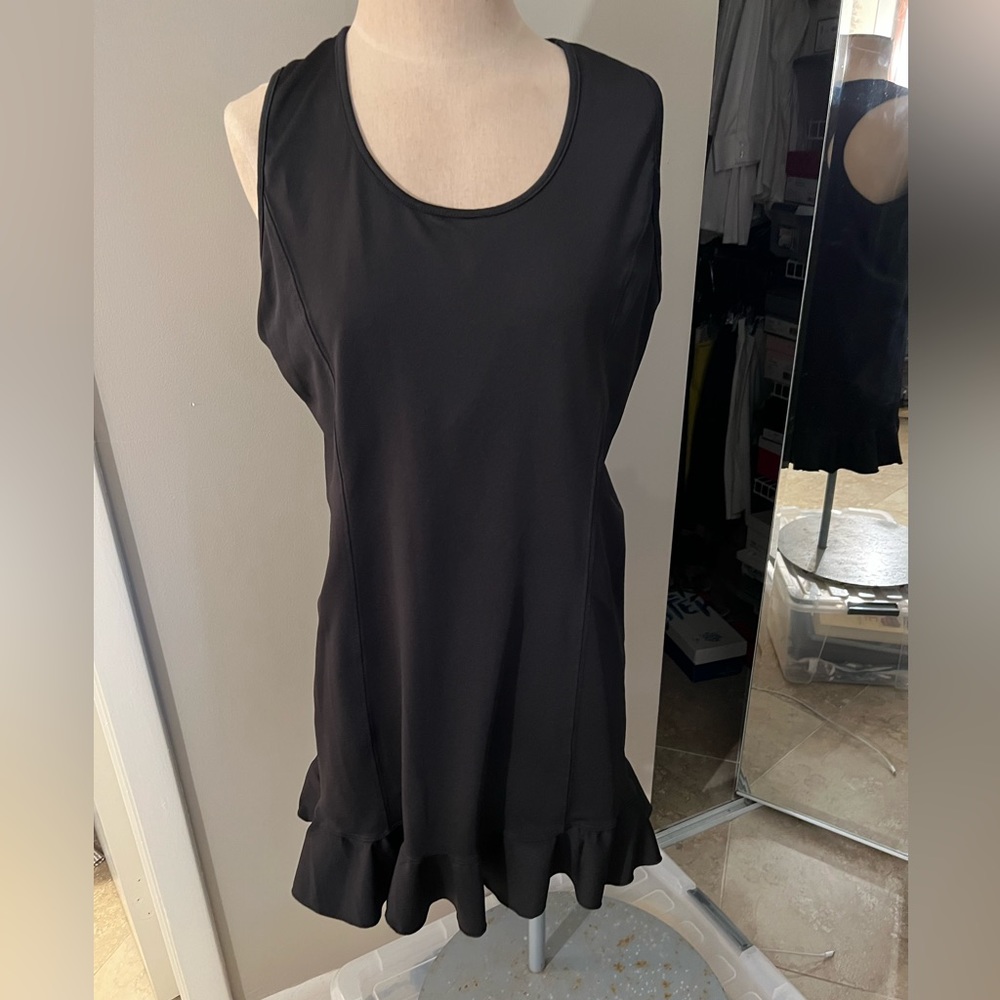 Black tennis dress by DTLSport